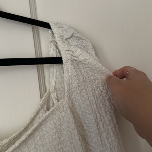 White Blouse - Picture 3 of 6